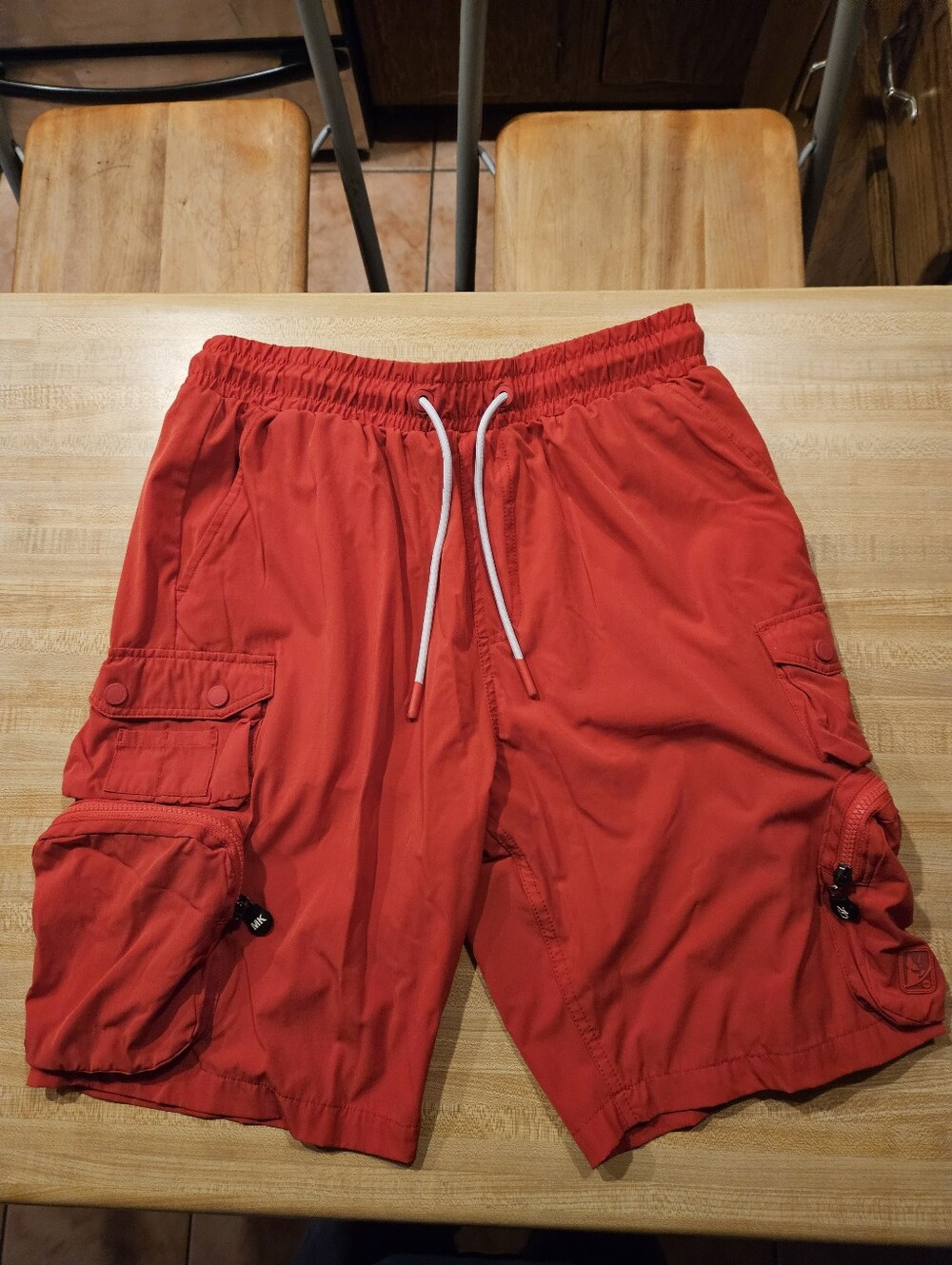 Makobi Red Cargo Shorts Size L
